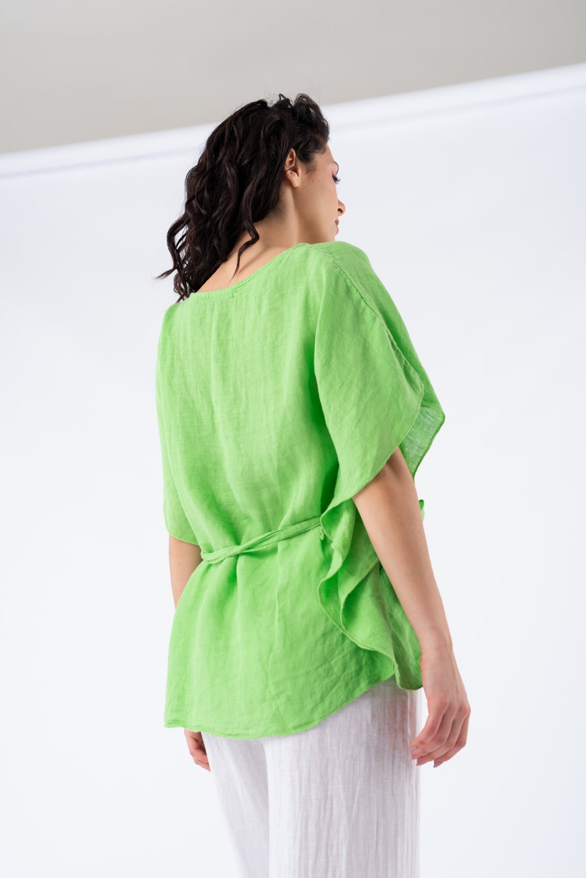 Blusa Positano Verde de Viviana Méndez - Detalle de escote