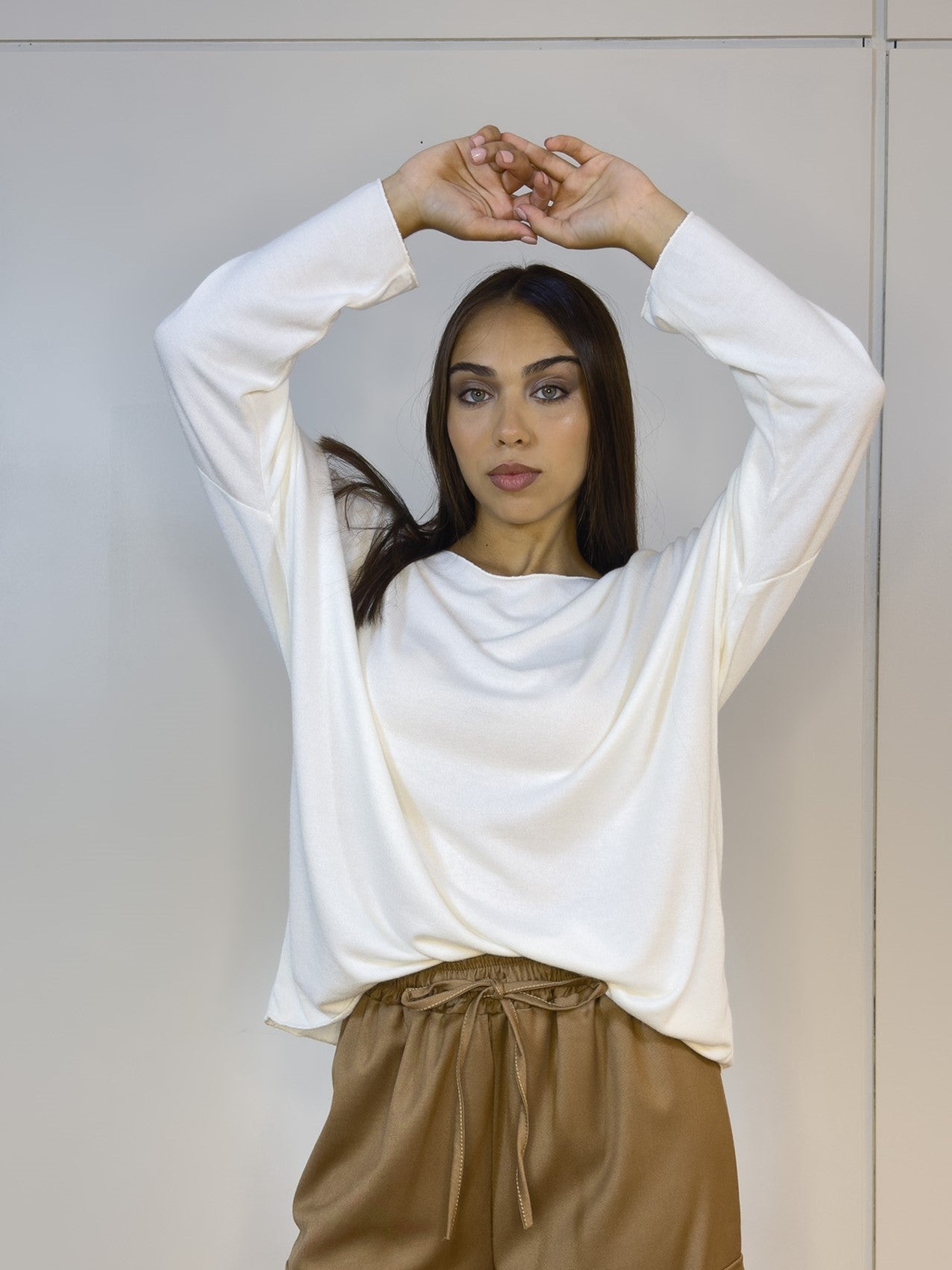 Buzo Lanilla Amplio Blanco - vista frontal