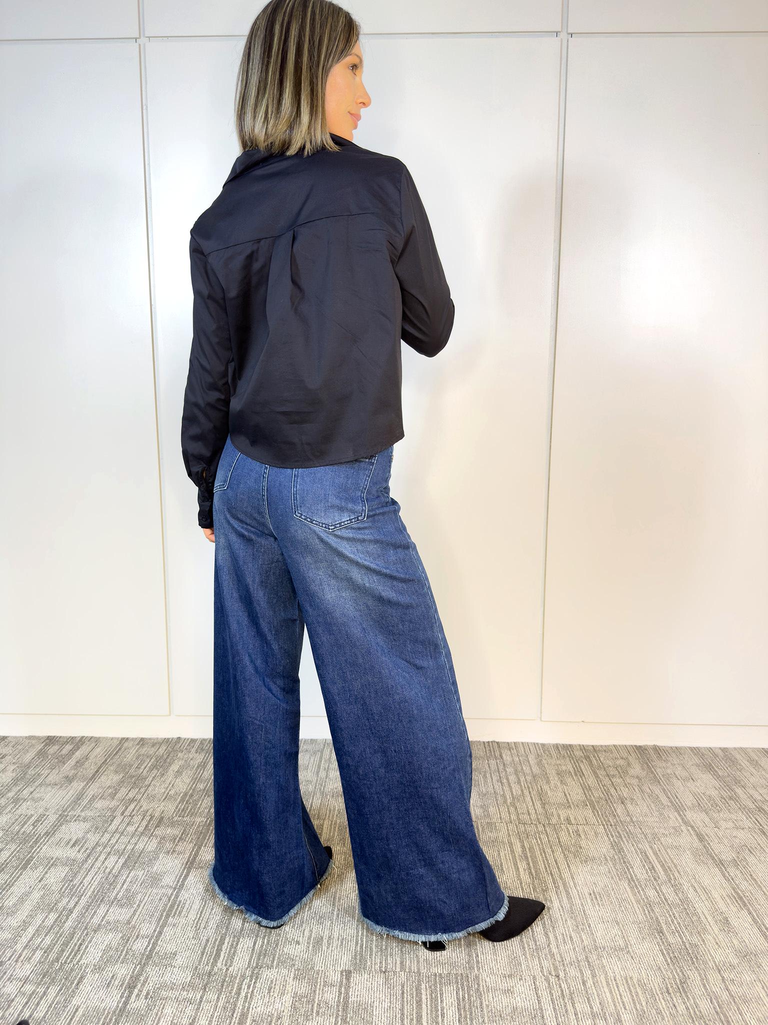 Camisa Clásica Negra - Combinación con jeans