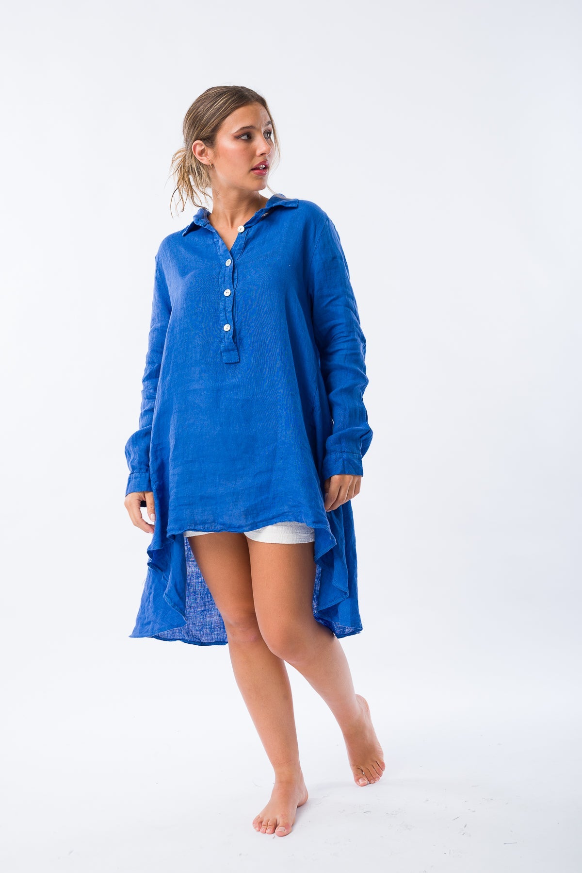 Viviana Méndez - Camisa de Lino Lucía Azul - Imagen 1