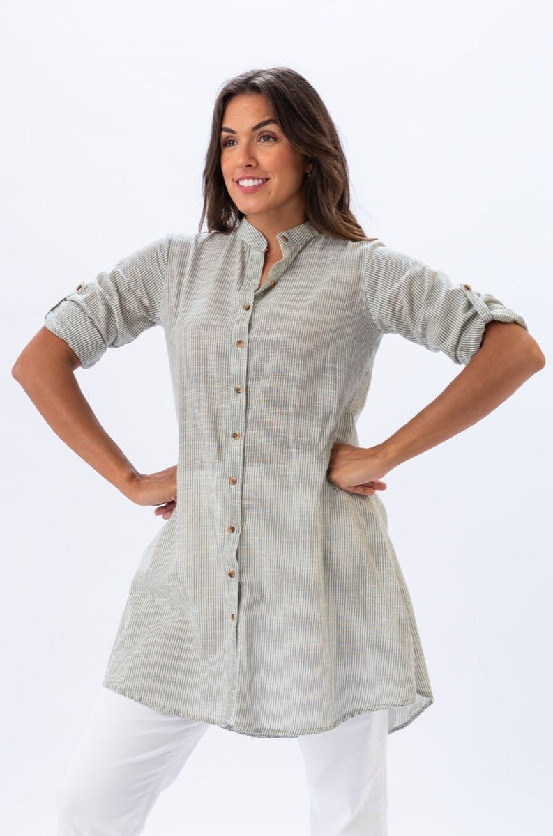 Camisa Larga a Rayas Finas Verde de Viviana Méndez - SALE