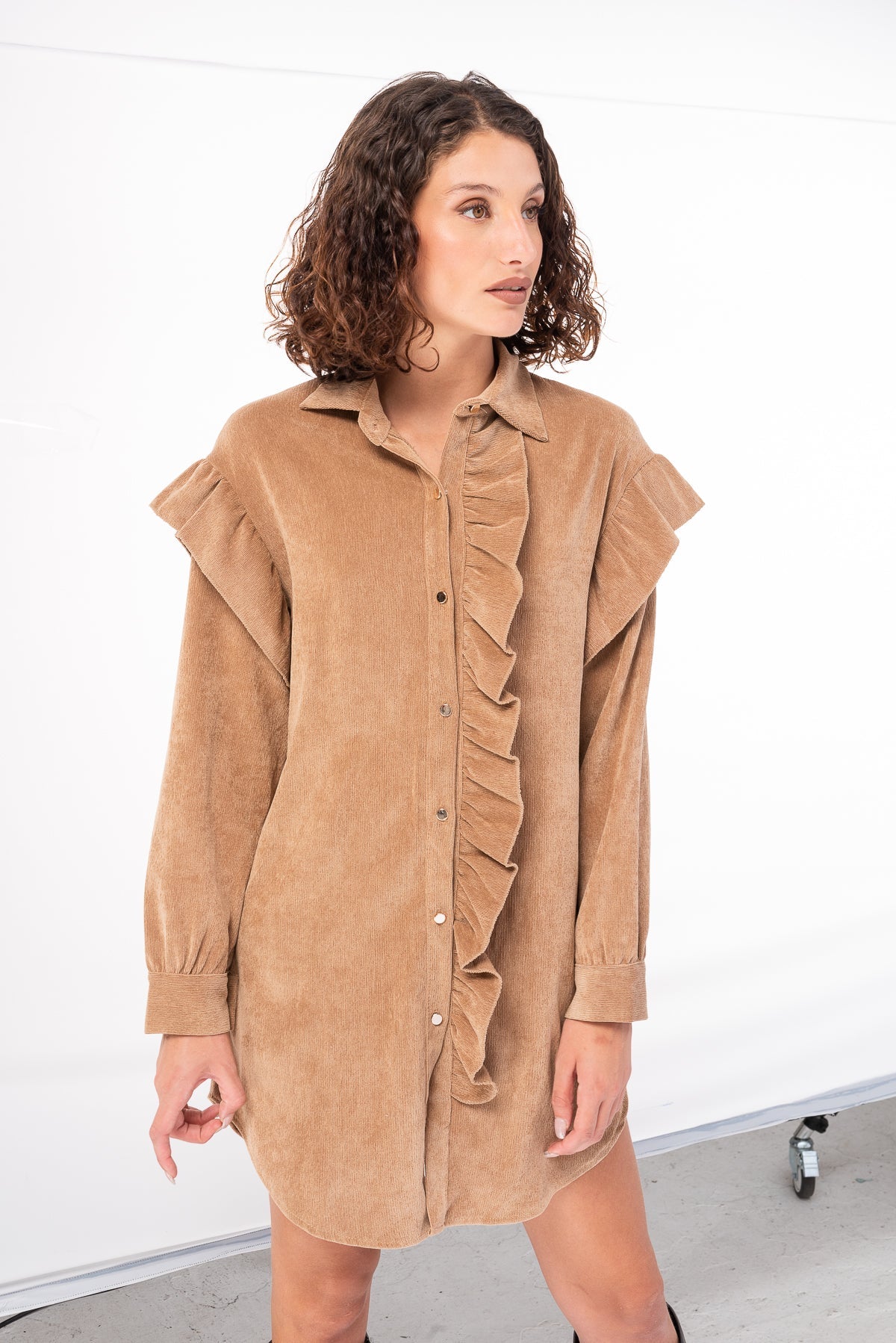 Viviana Méndez - Camisa Larga Vivre Beige - Camisas