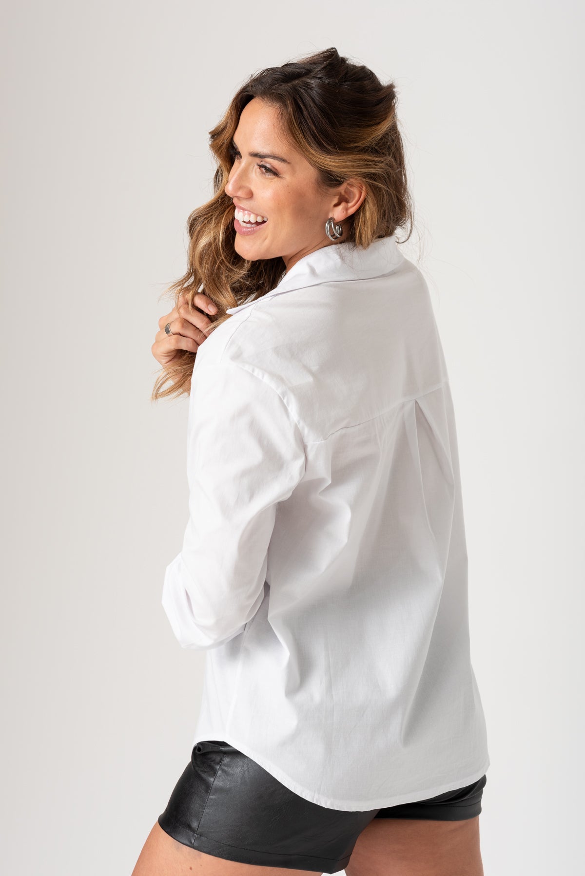 Viviana Méndez - Camisa Soneto - Blanca - Camisas