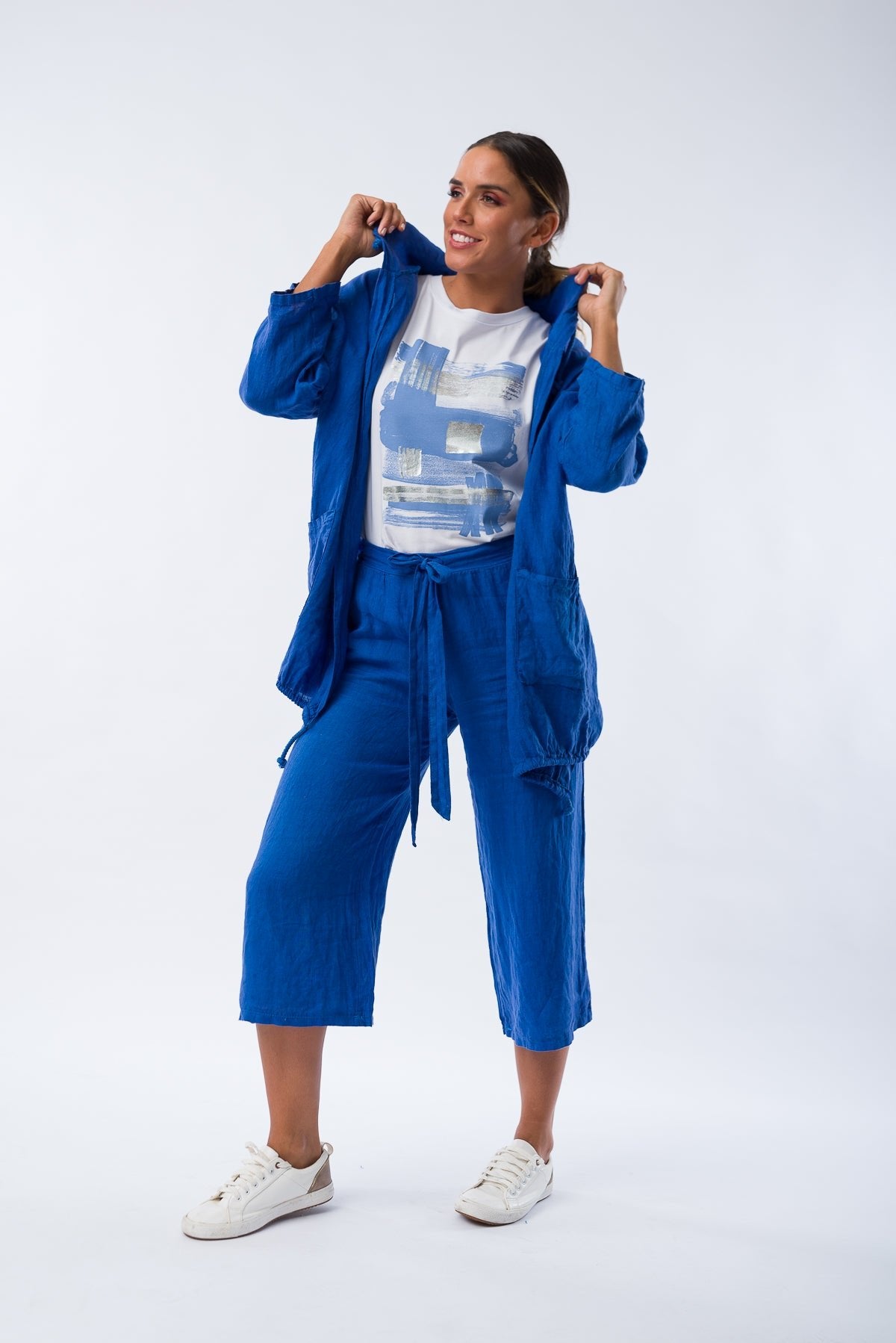 Viviana Méndez - Campera de Lino Dante Azul - Blazer y Camperas