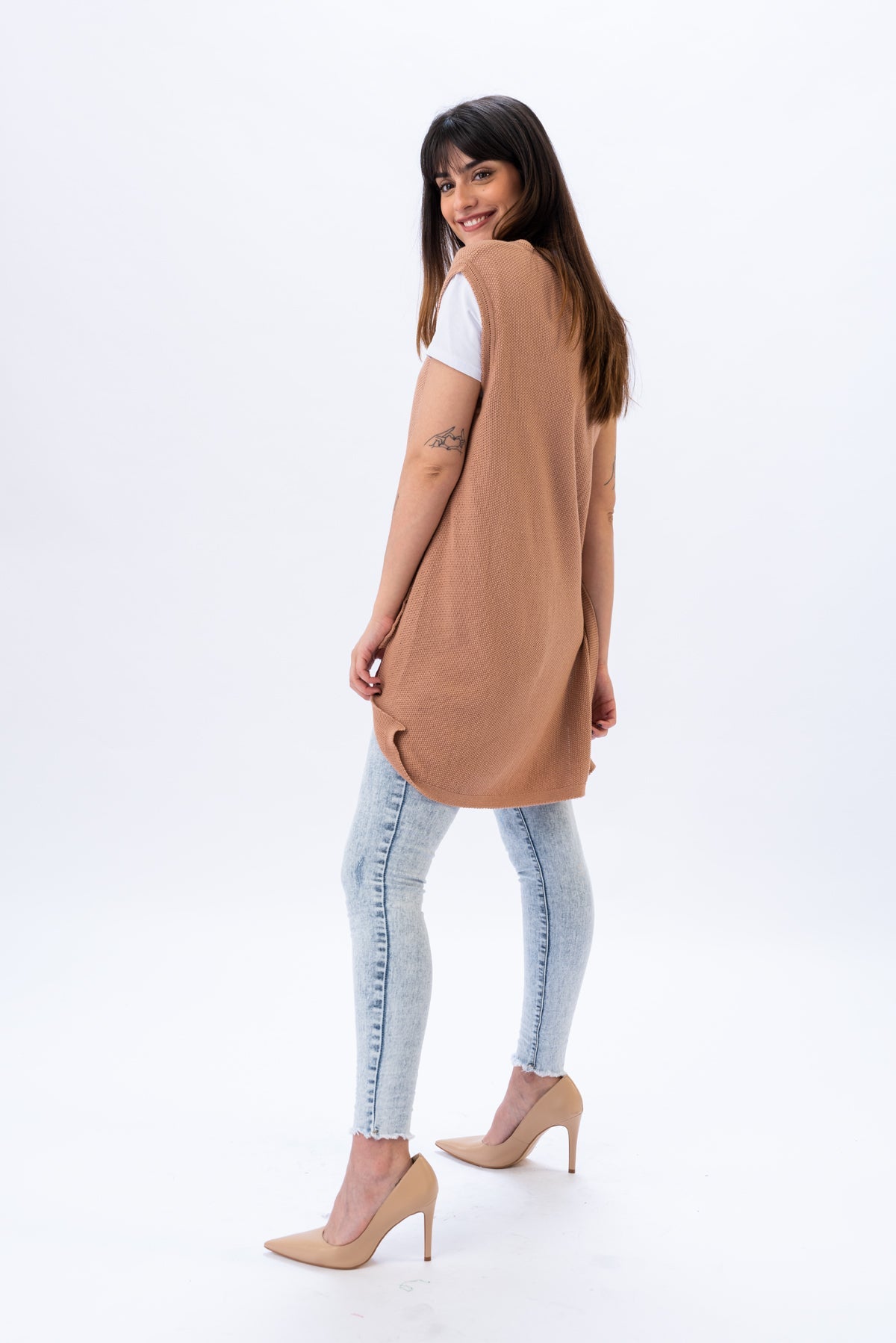 Viviana Méndez - Chaleco Largo Beige - SALE