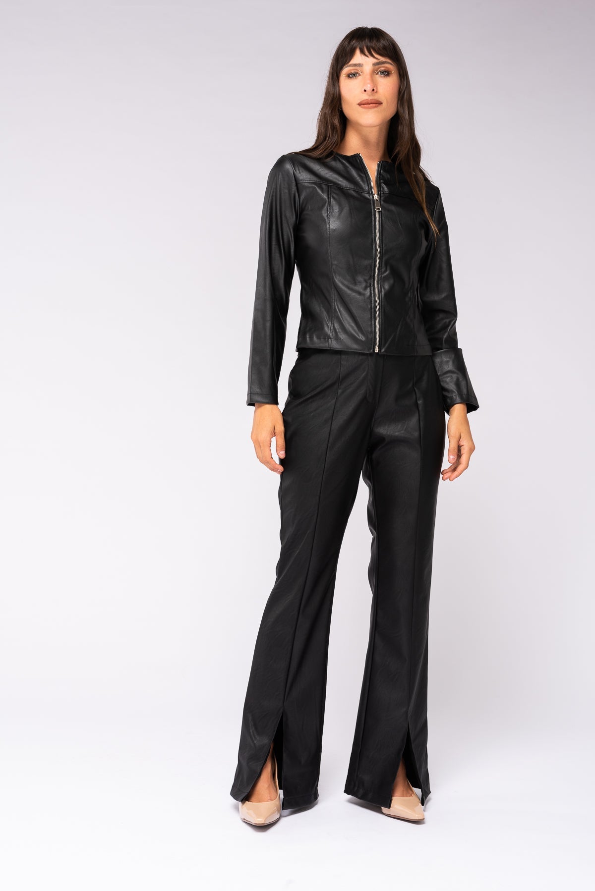 Chaqueta Eco Cuero Moré Negra - detalle del material