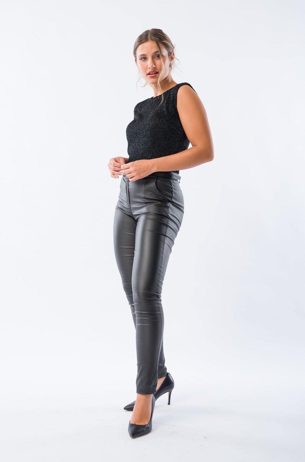 Pantalon engomado fashion negro