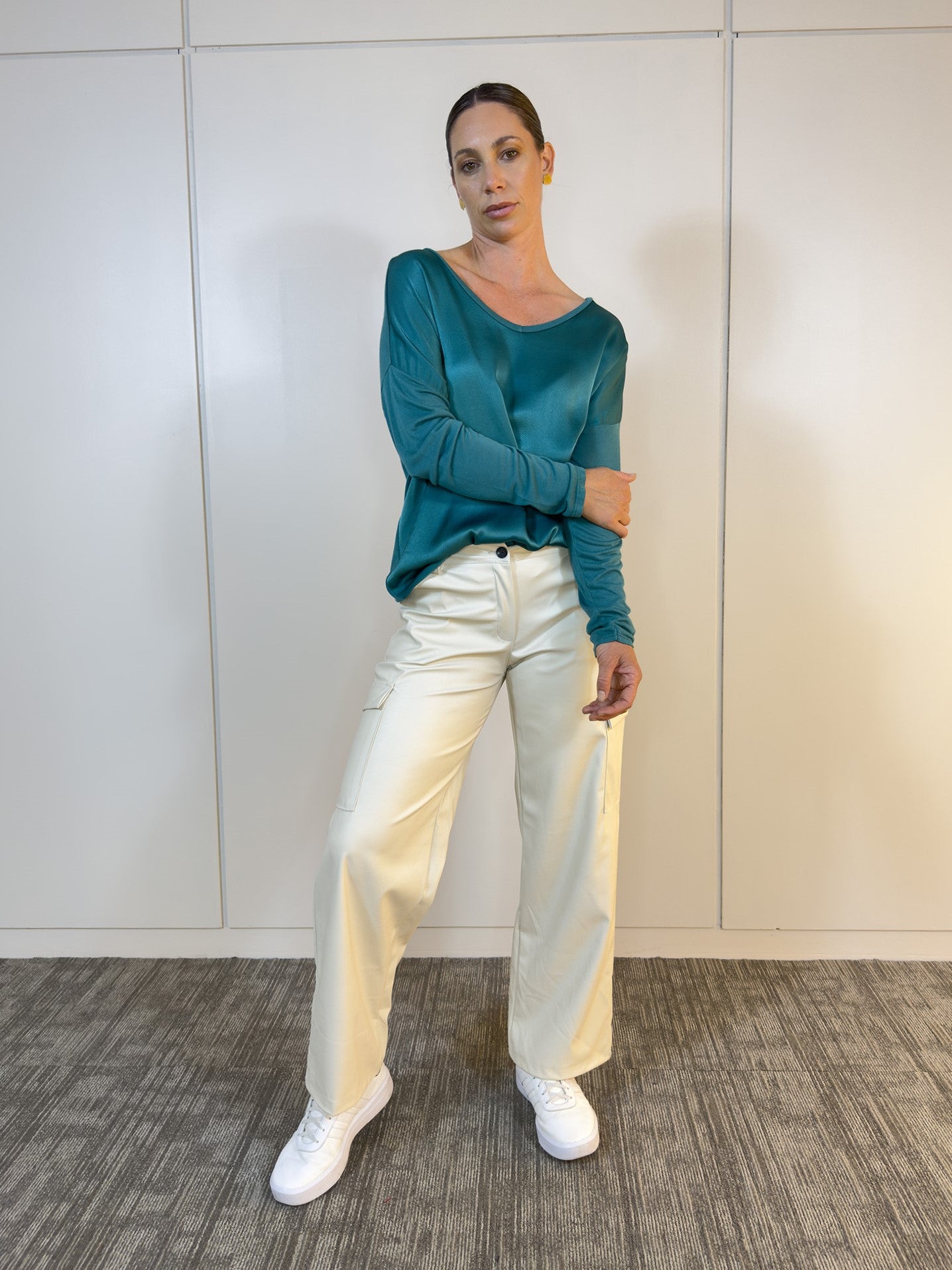 Viviana Méndez - Pantalón Cargo Motomami Beige - Pantalones