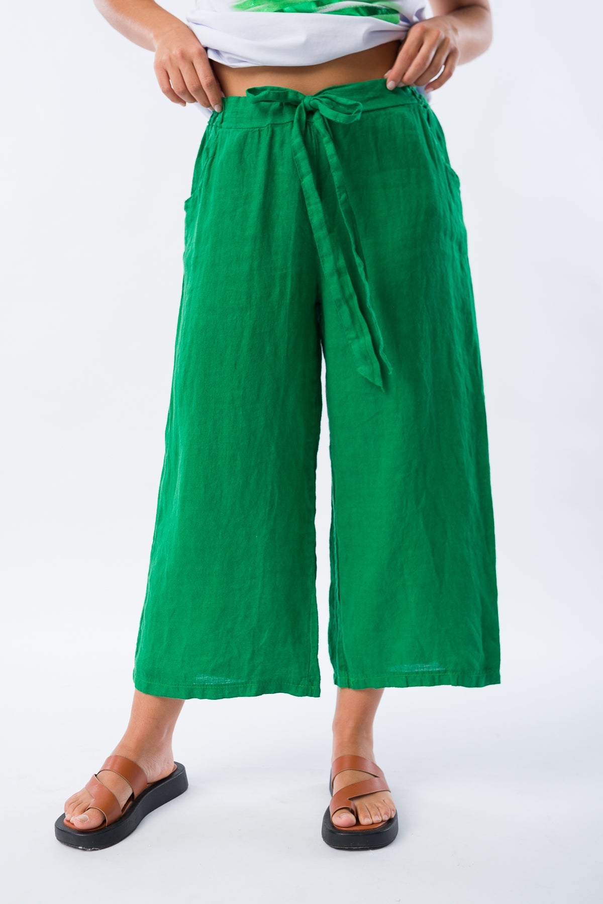 Viviana Méndez - Pantalón Corto de Lino Verde Ingles - Pantalones