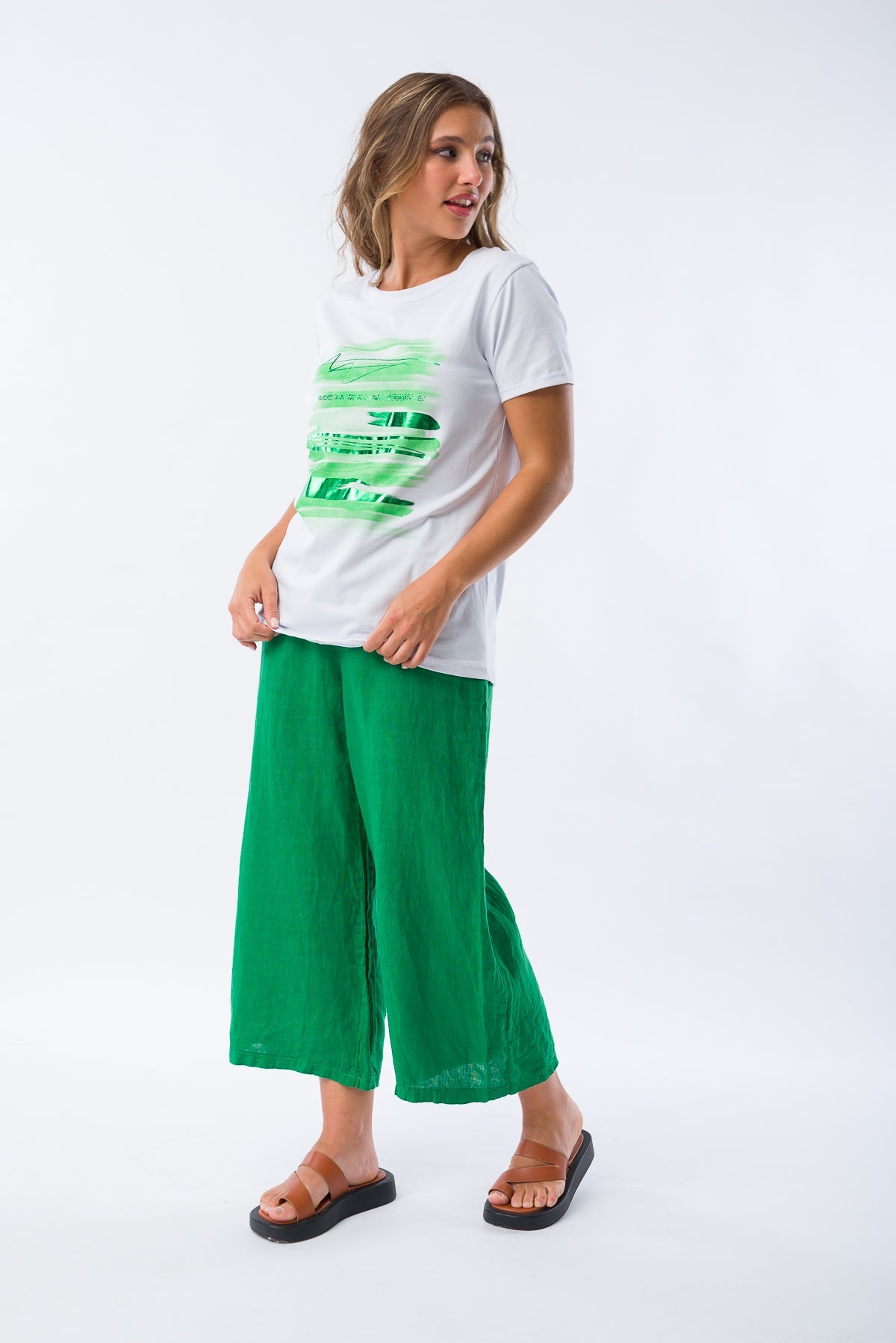 Viviana Méndez - Pantalón Corto de Lino Verde Ingles - Pantalones