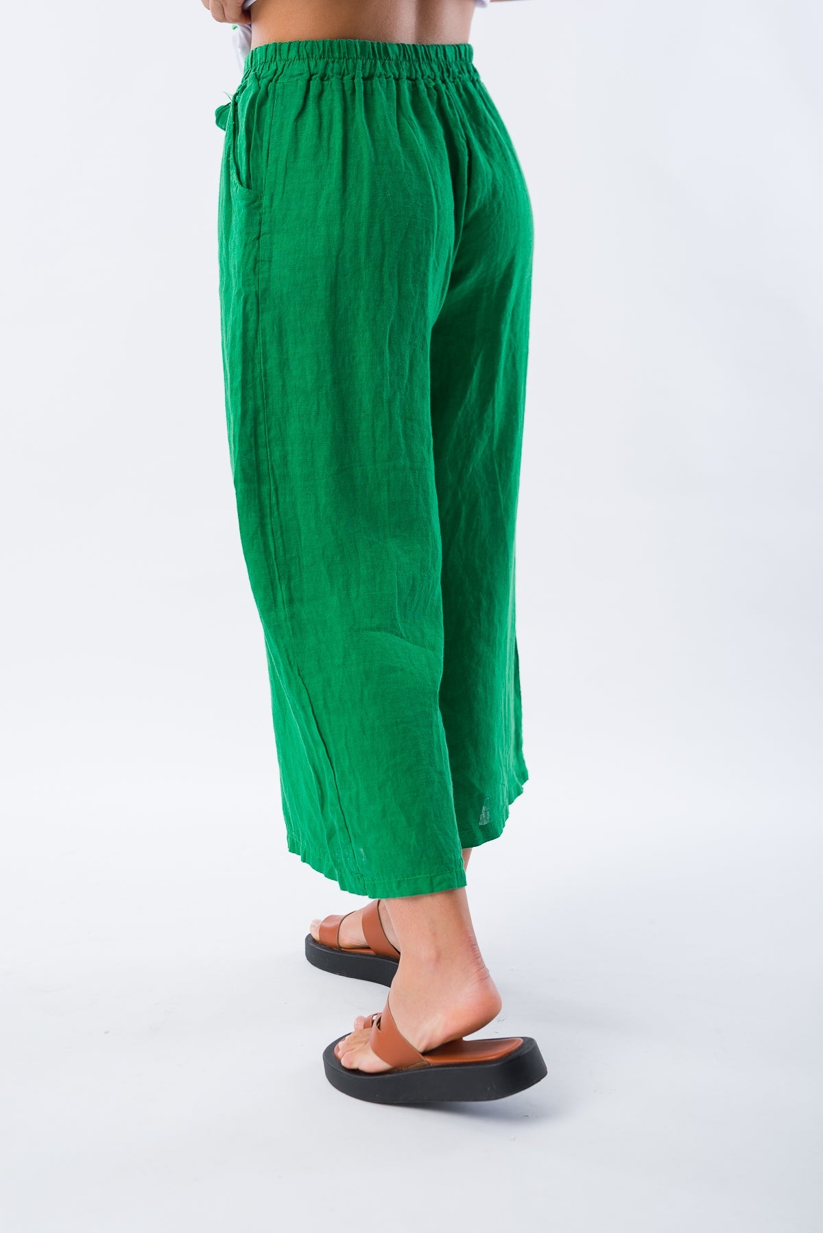 Viviana Méndez - Pantalón Corto de Lino Verde Ingles - Pantalones