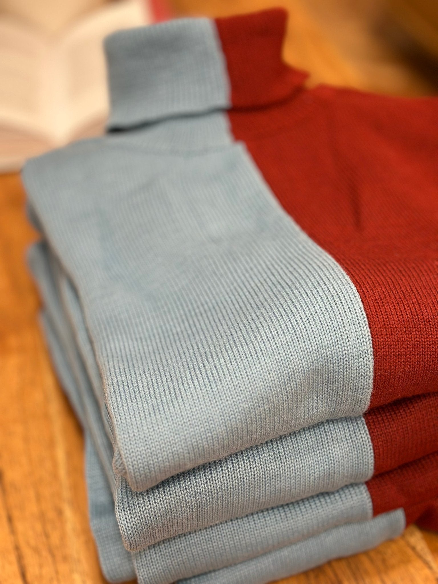 Viviana Méndez - Polera Mix - Buzos y Poleras