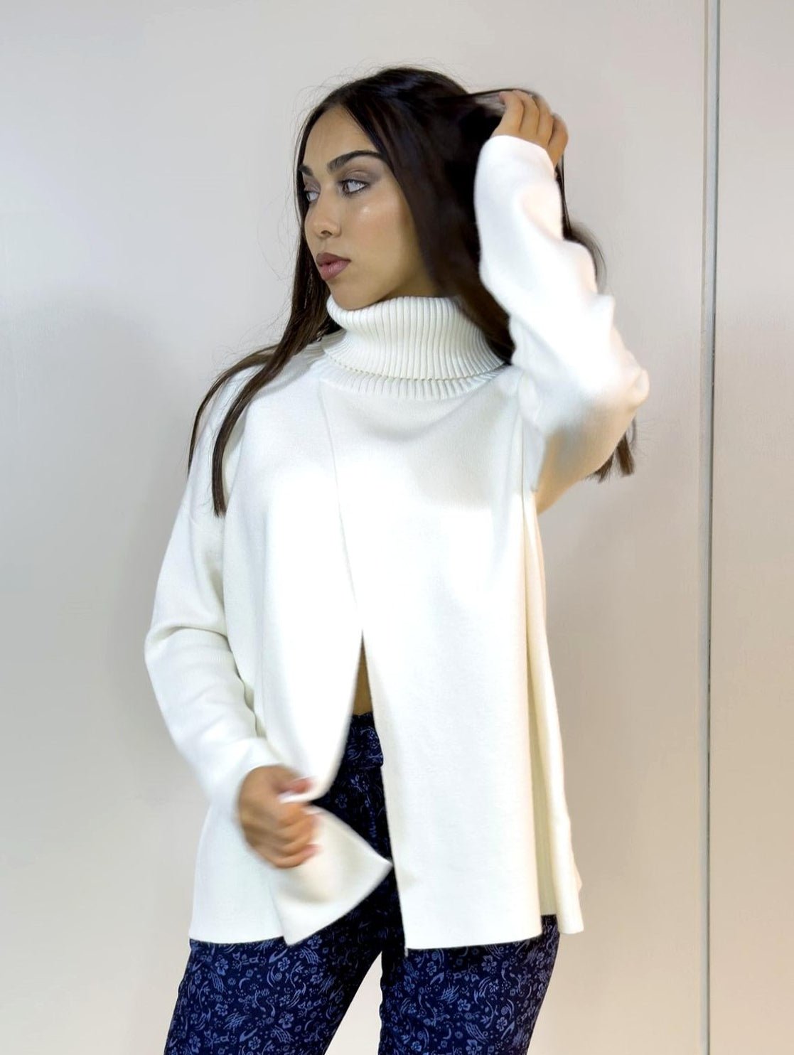 Viviana Méndez - Polerón Ele Crudo - Buzos y Poleras