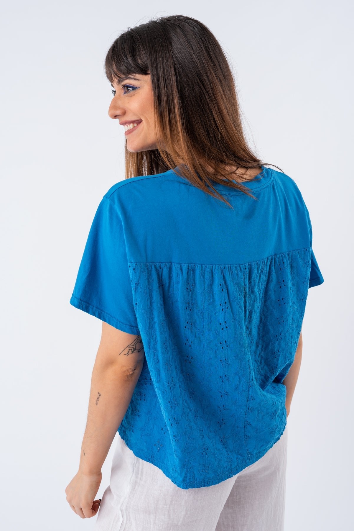 Viviana Méndez - Remera Lupe - Azul - Remeras