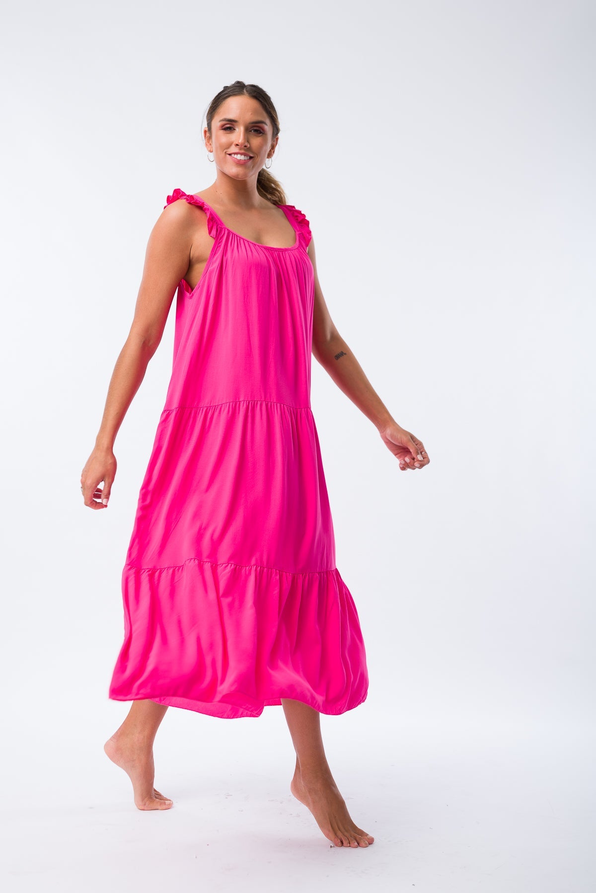 Solera Lago Fucsia en look casual elegante - combinación completa