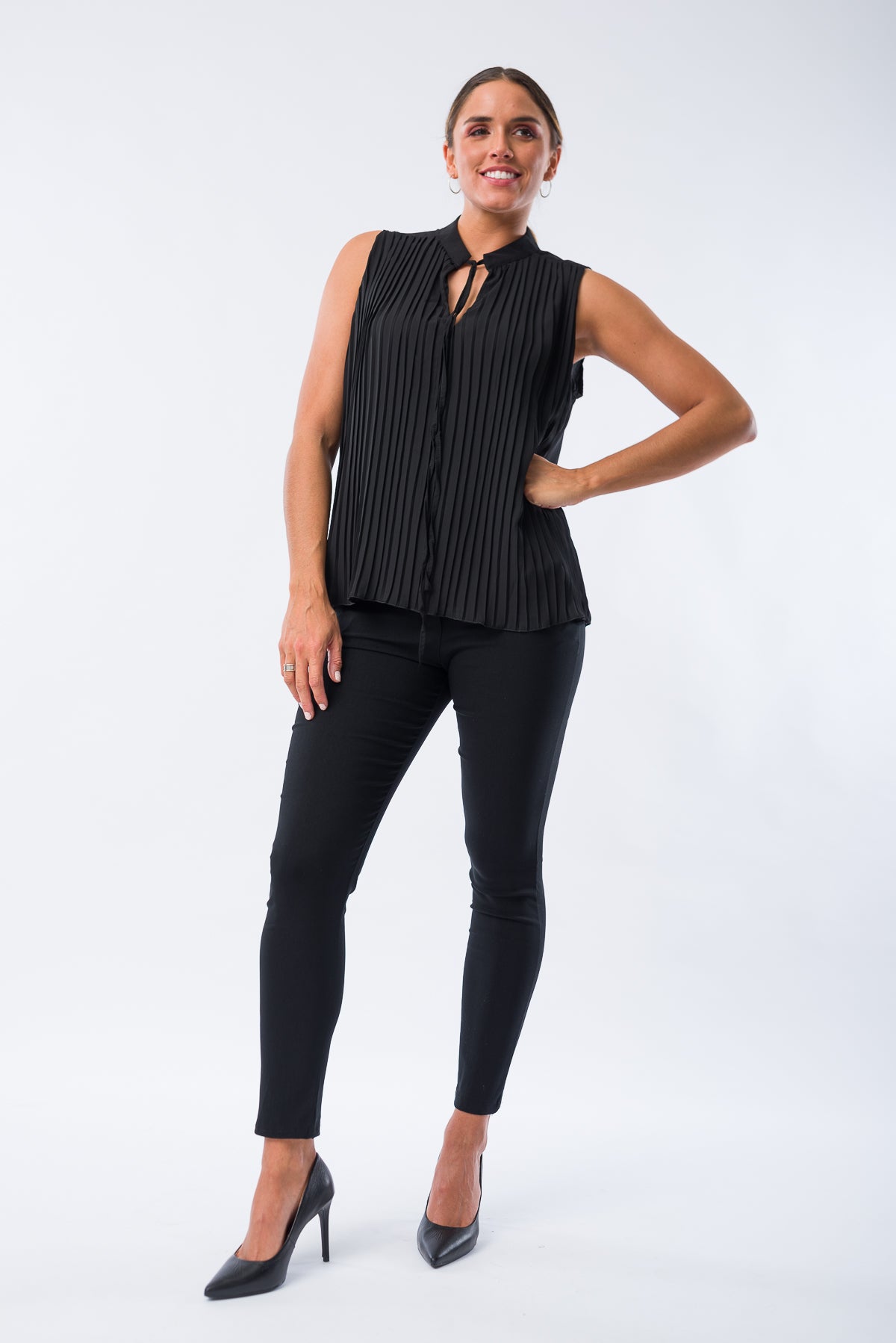 Blusa Plisse Negra frontal