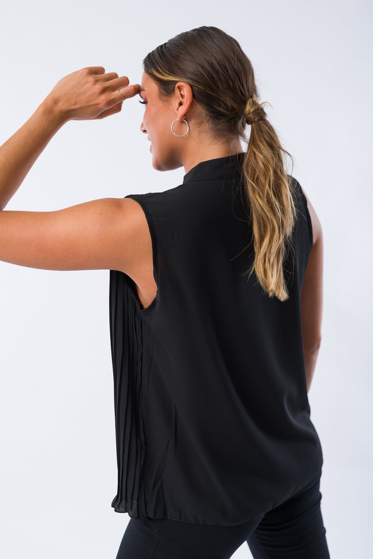 Blusa Plisse Negra