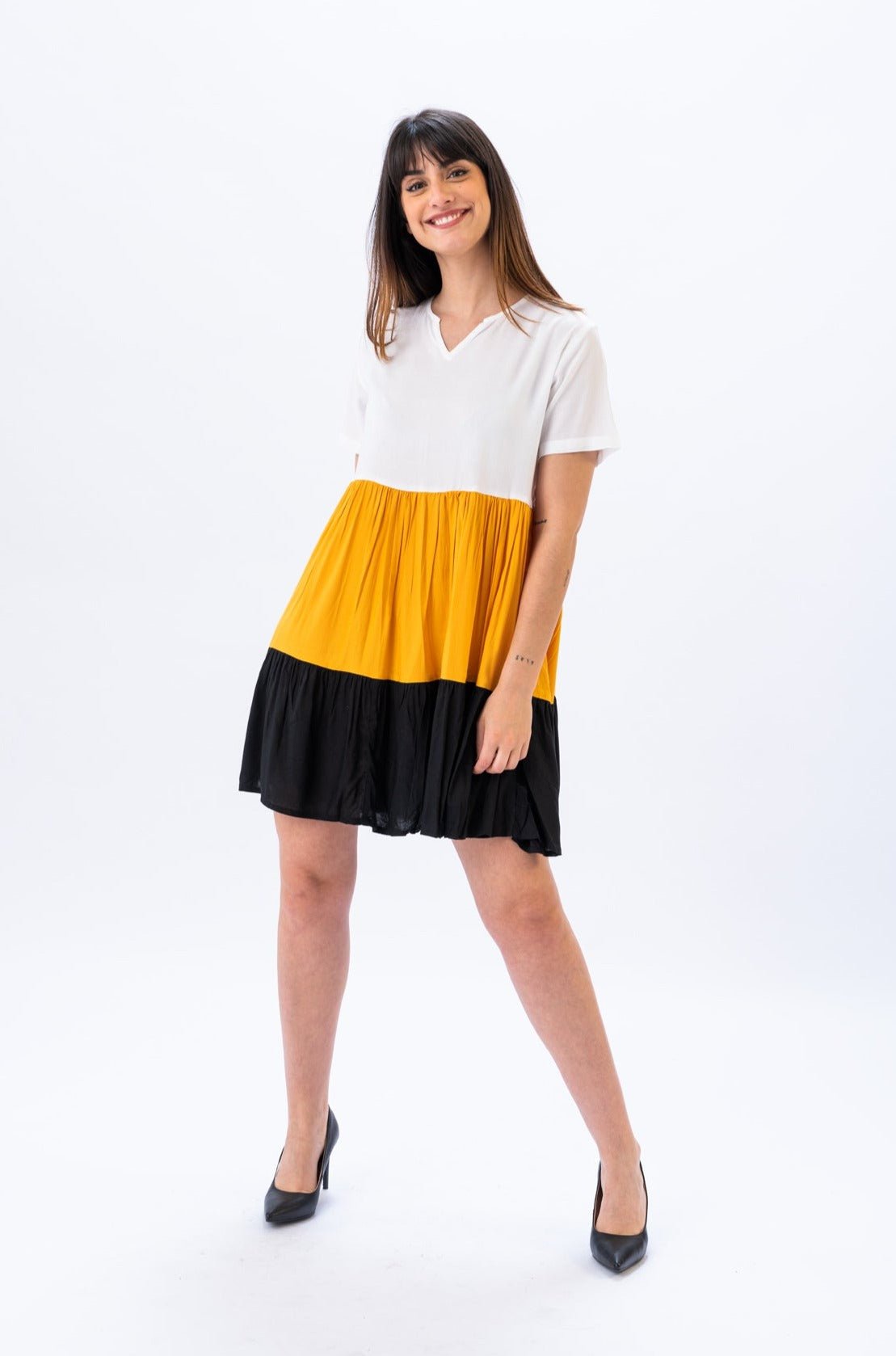 Viviana Méndez - Vestido Corto Amirra Mostaza - SALE