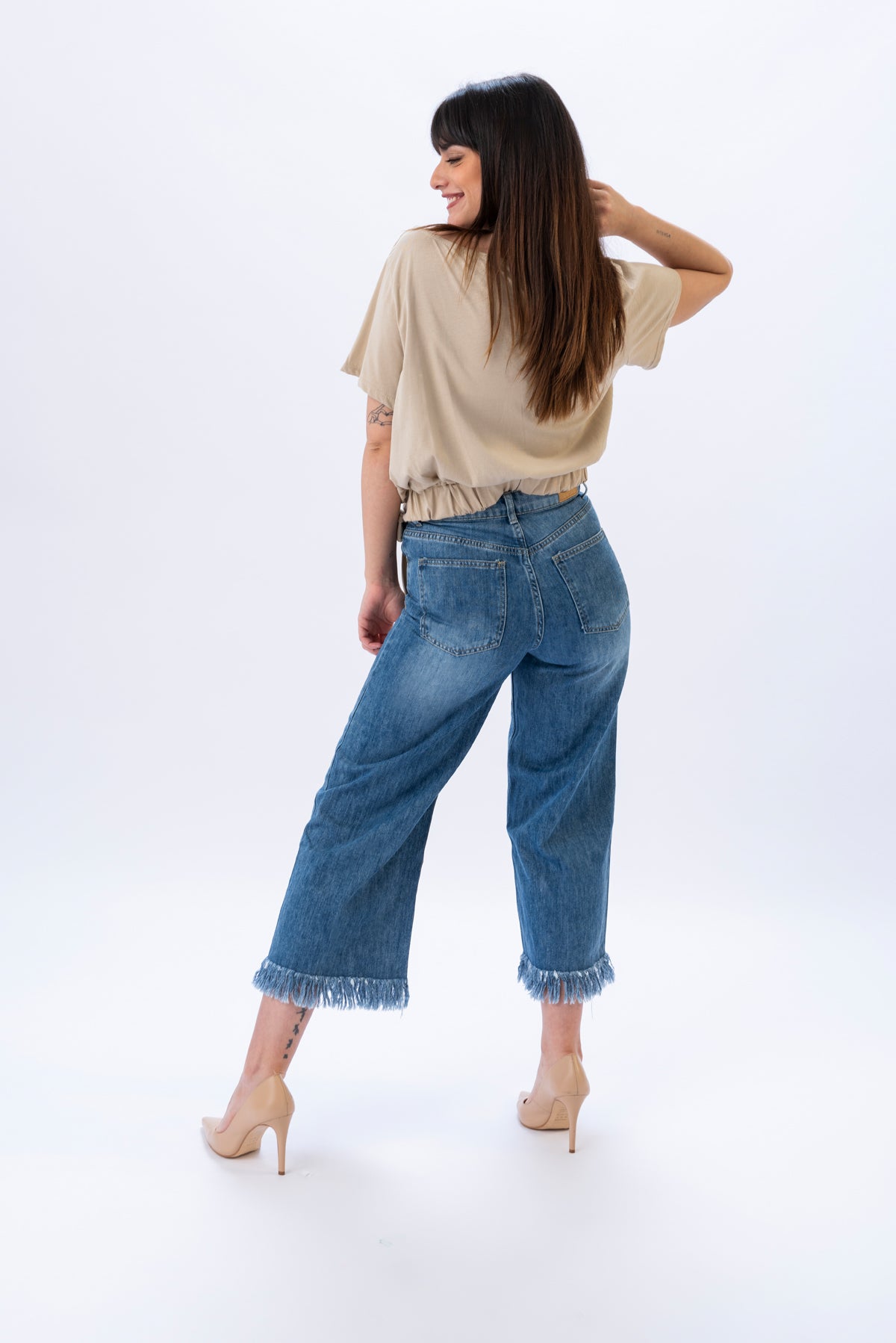 Remera Nodo - Beige | Blusas, Camisas y Remeras | Viviana Méndez - Remera Nodo Beige - Viviana Méndez