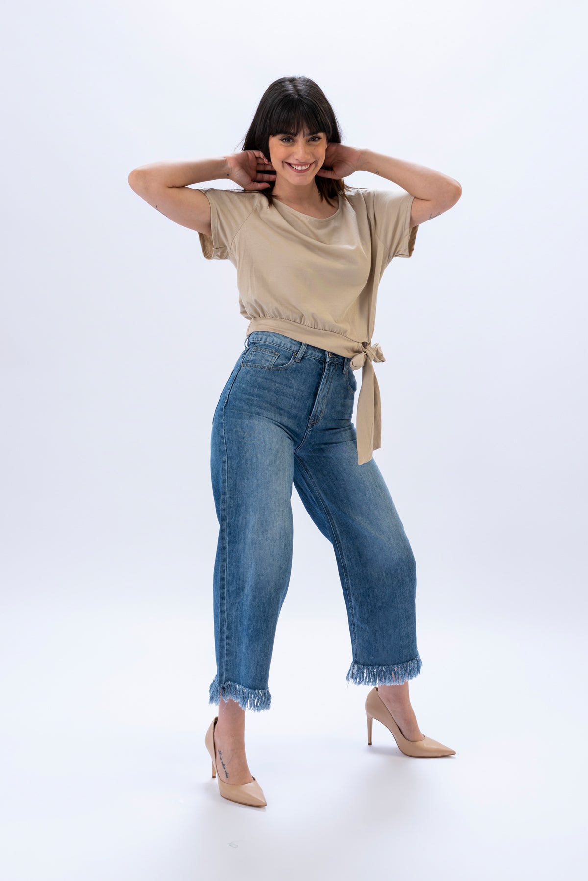 Remera Nodo - Beige | Blusas, Camisas y Remeras | Viviana Méndez - Remera Nodo Beige - Viviana Méndez