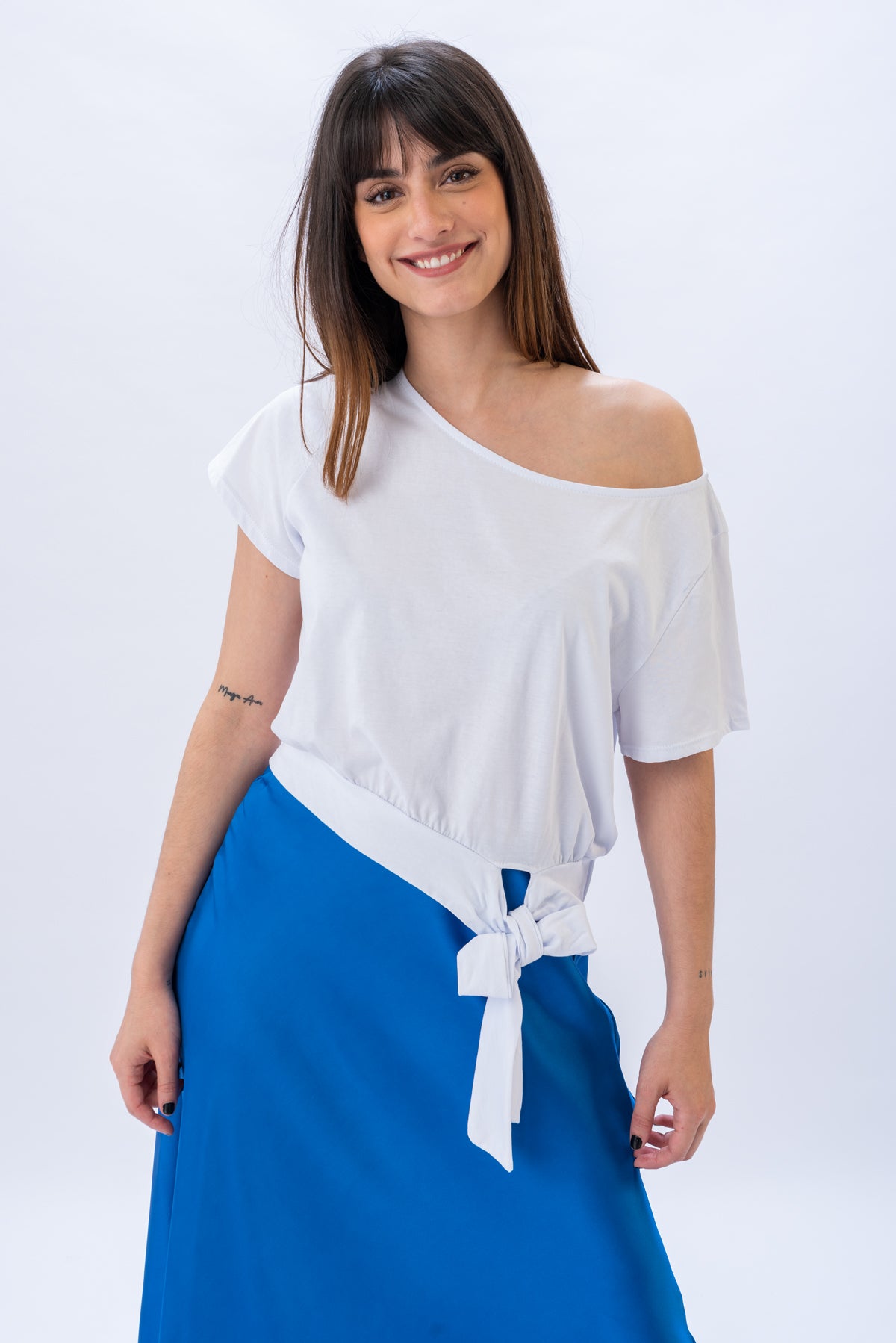 Remera Nodo - Blanca | Blusas, Camisas y Remeras | Viviana Méndez - Remera Nodo Blanca - Viviana Méndez