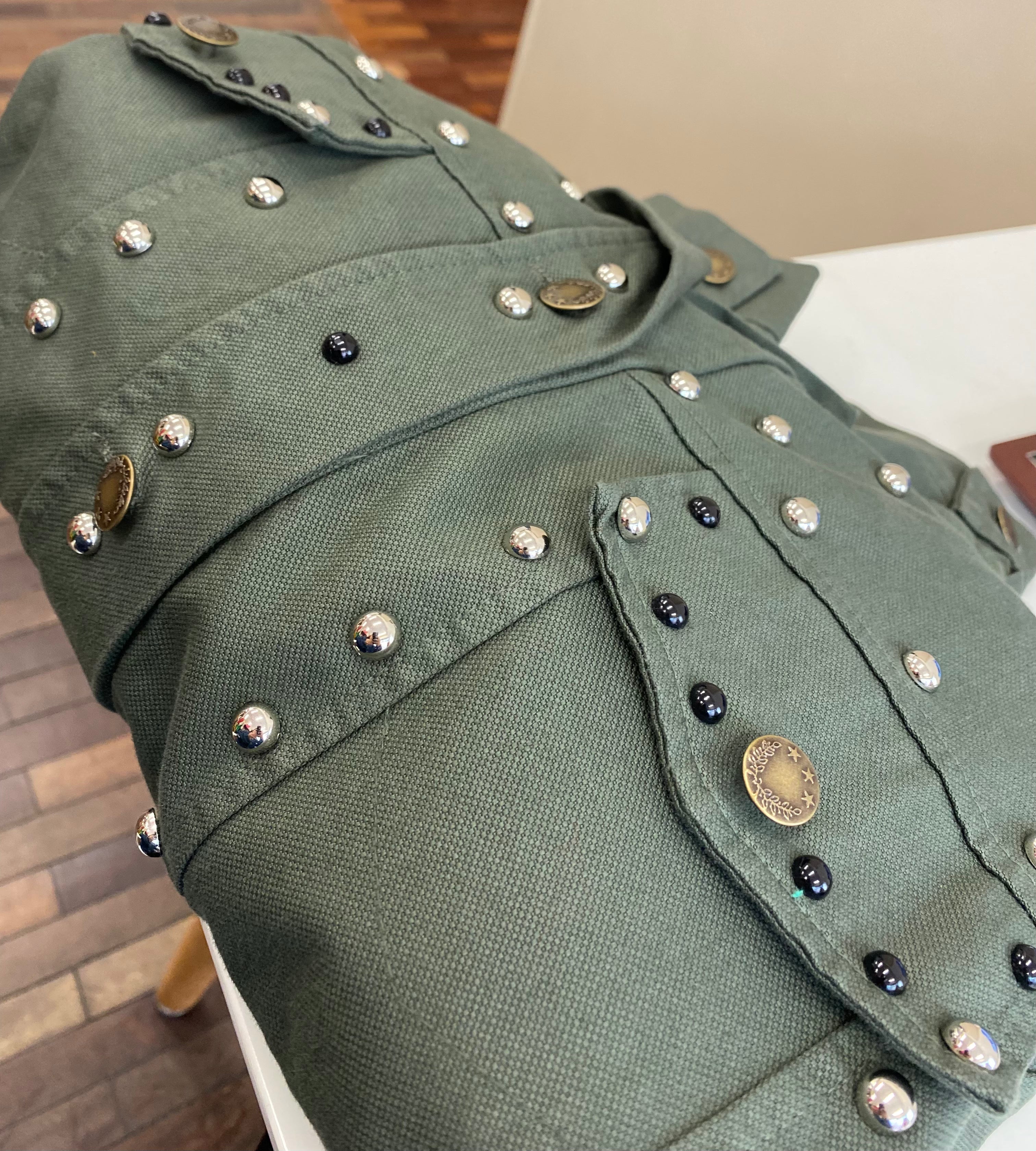 Campera de Tachas oversize
