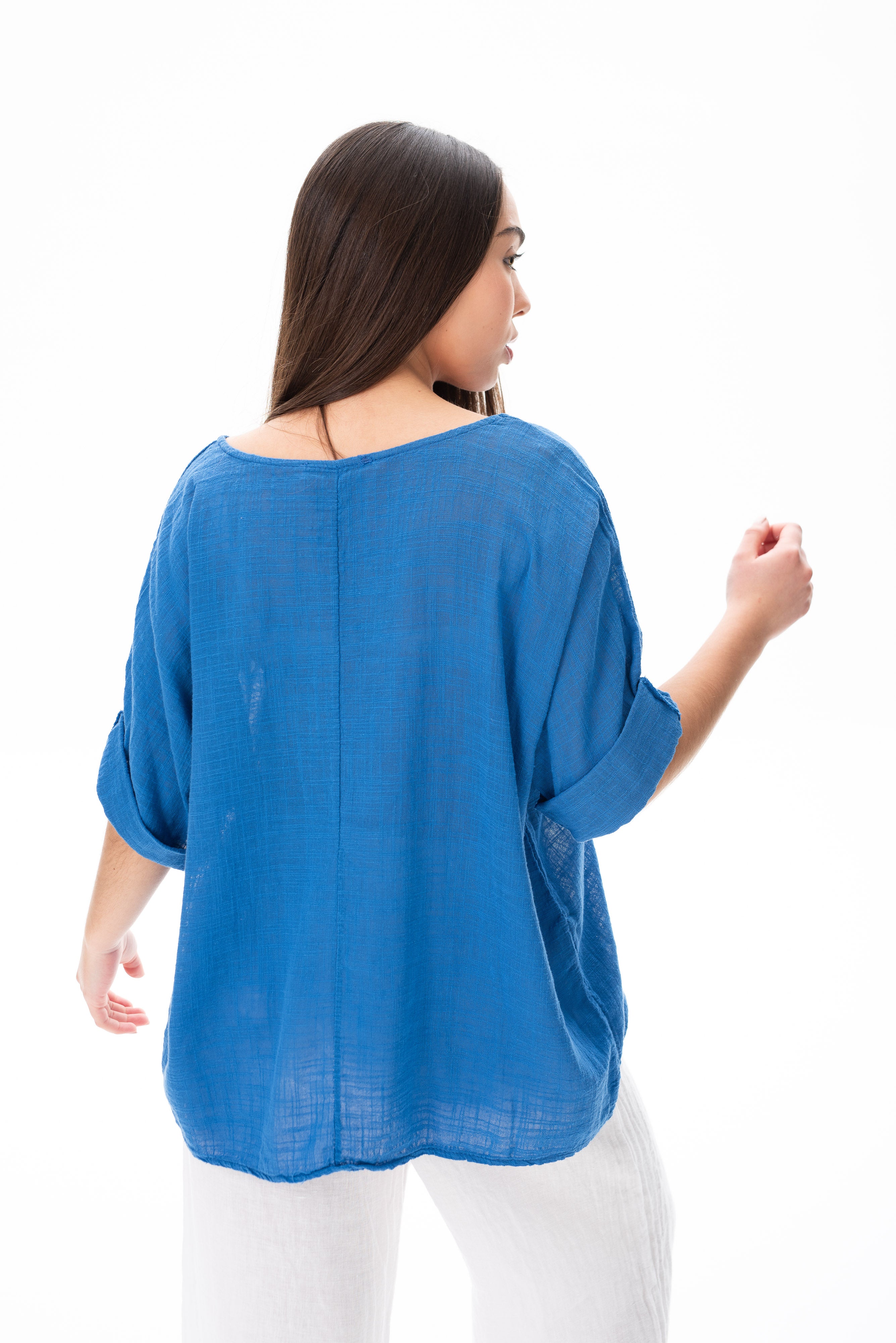 Blusa Básica Azul - Vista lateral