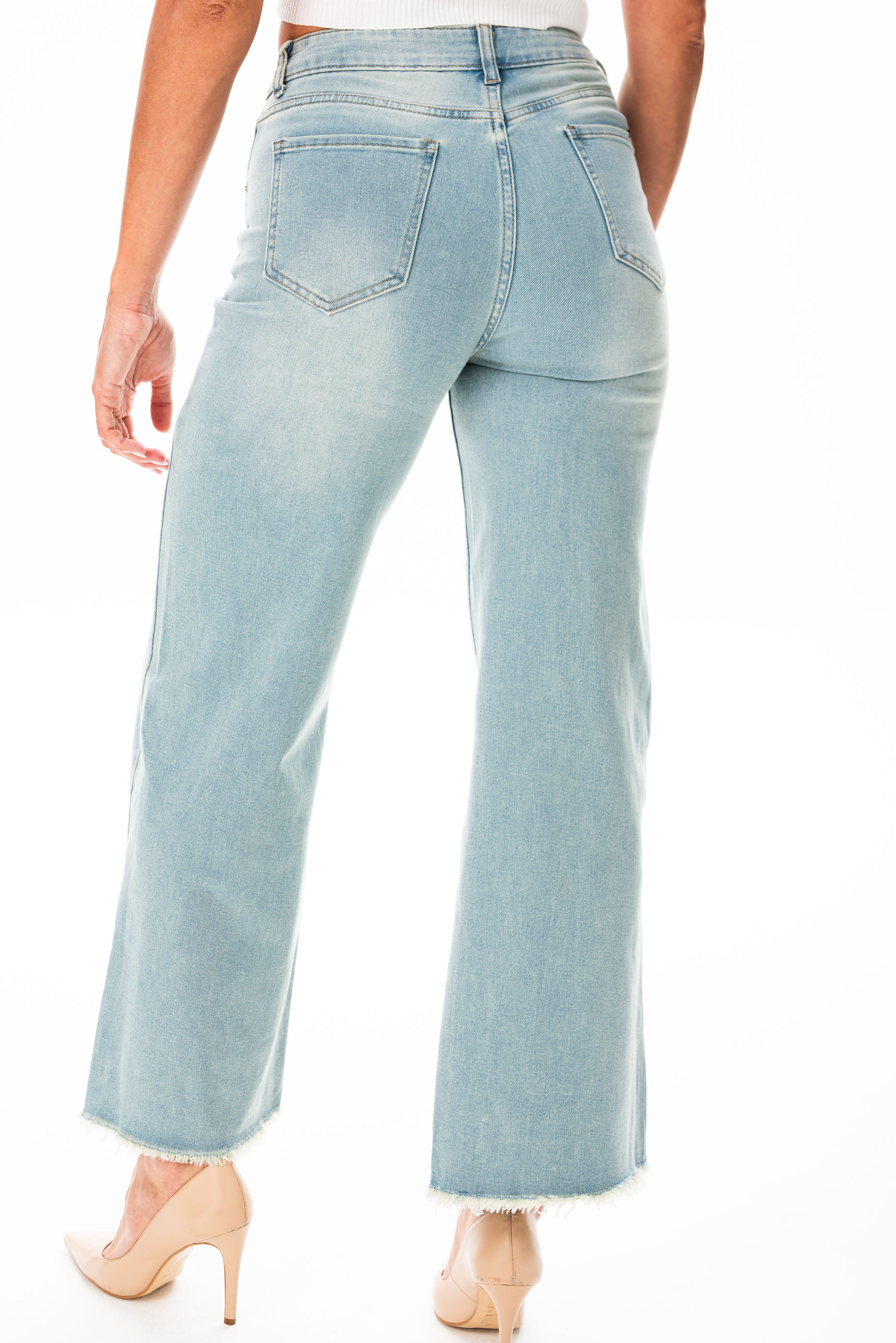 Jeans Ana en azul oscuro - detalle del bolsillo