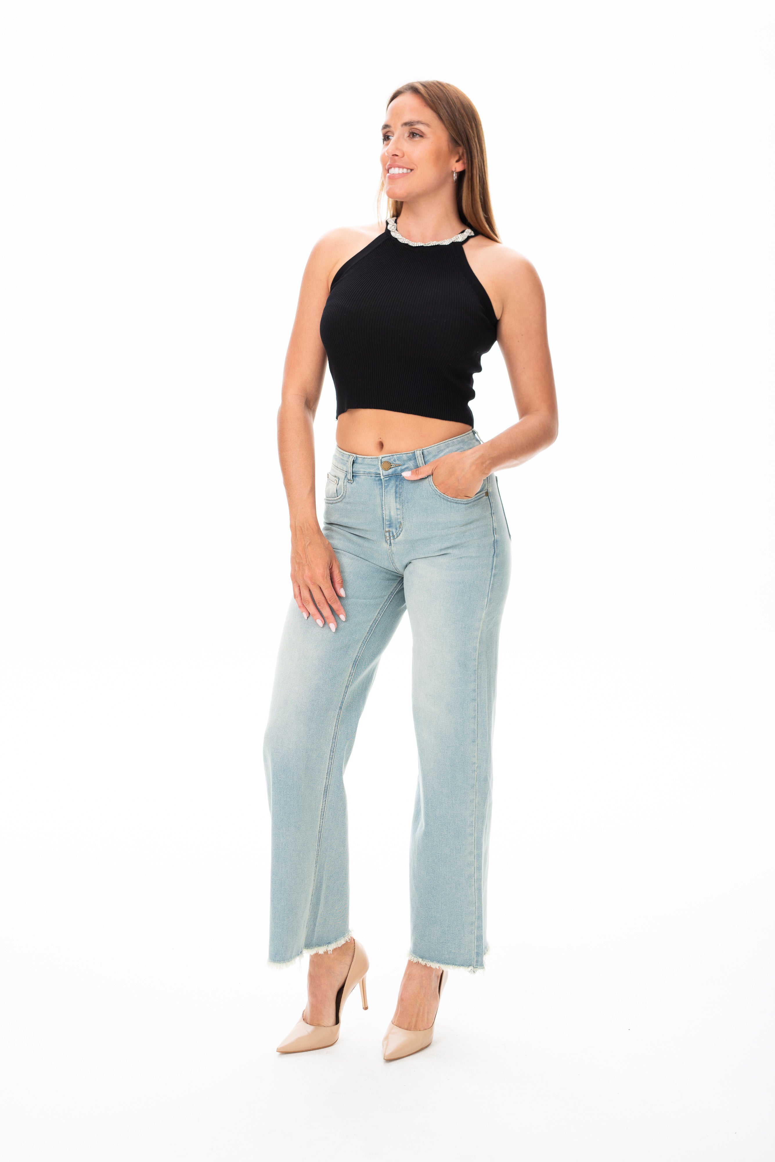 Musculosa Ada Negra - Detalle de escote