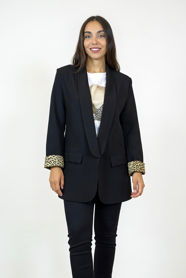 Blazer Clásico Negro - Frente