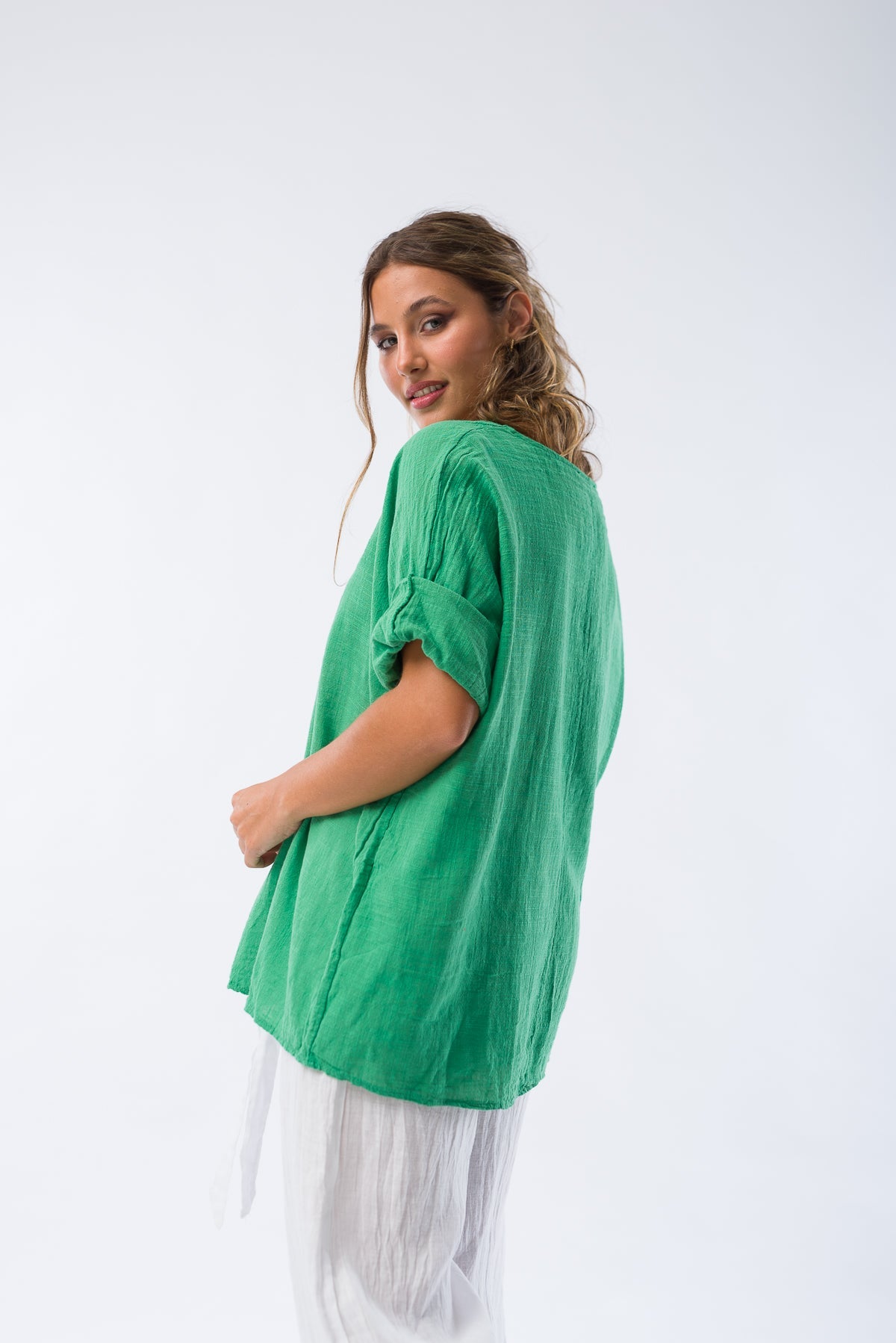 Blusa Básica Verde - Viviana Méndez