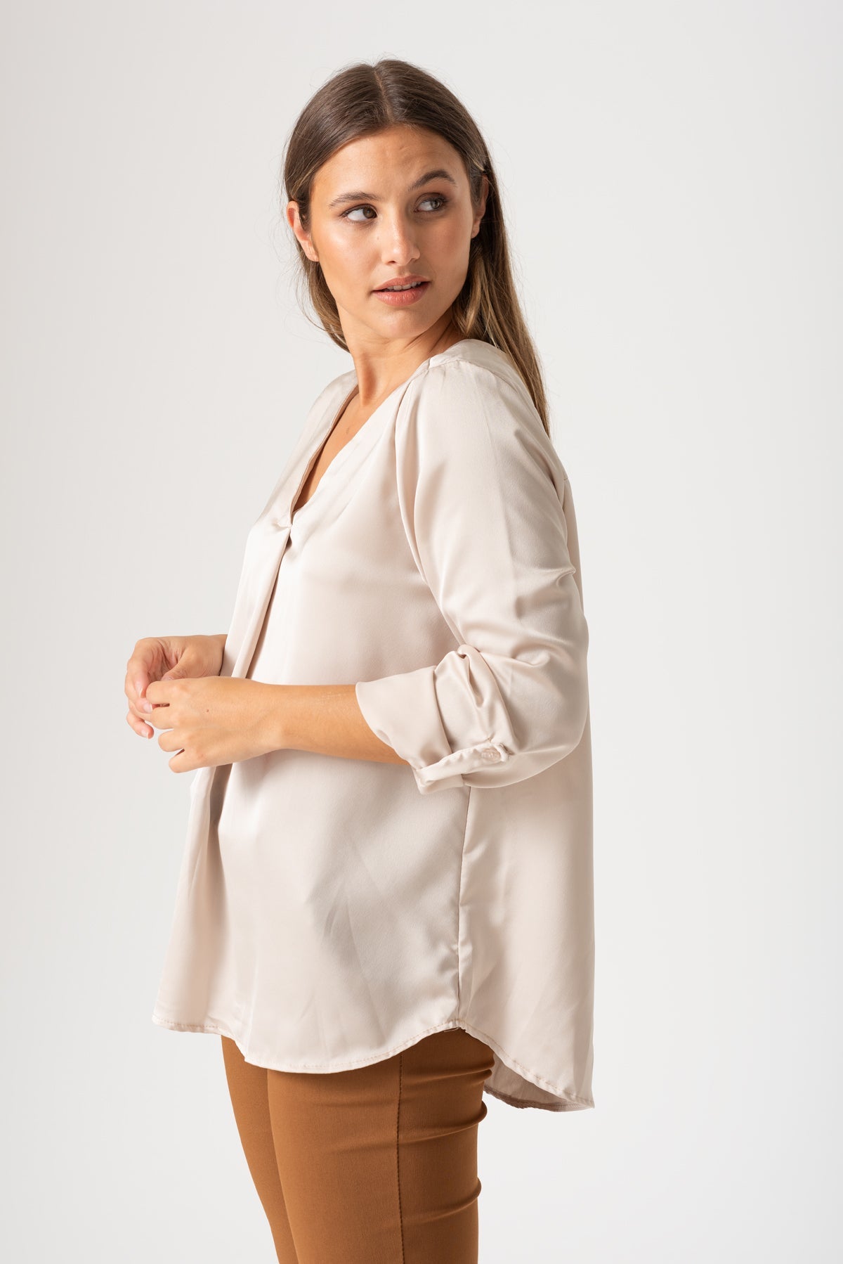 Blusa Satiné Poli Beige - Viviana Méndez