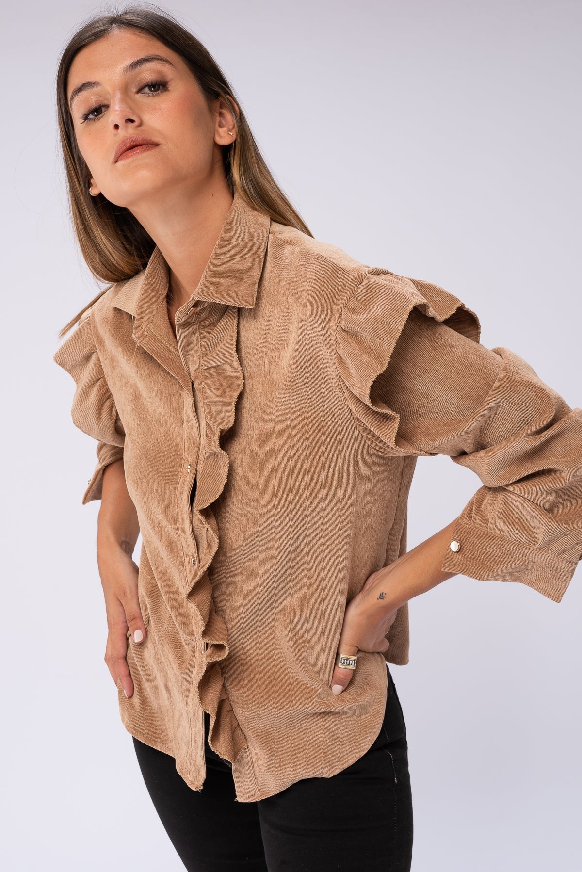 Viviana Méndez - Camisa Vivre Beige - Camisas