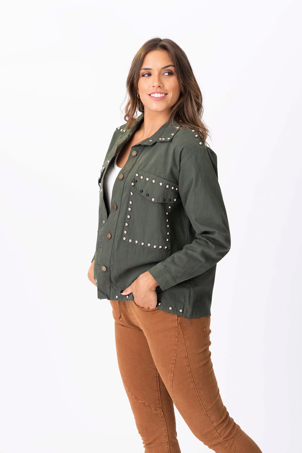 Campera de Tachas c/Bolsillos Verde - Viviana Méndez