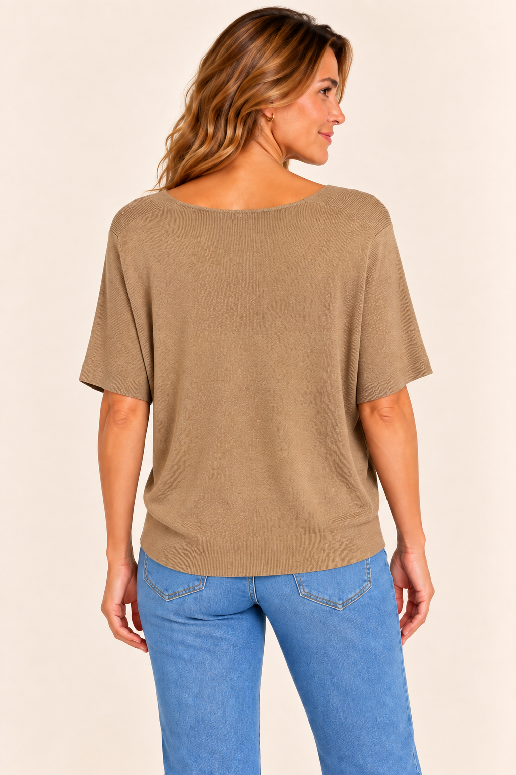 Remera Oliva Camel