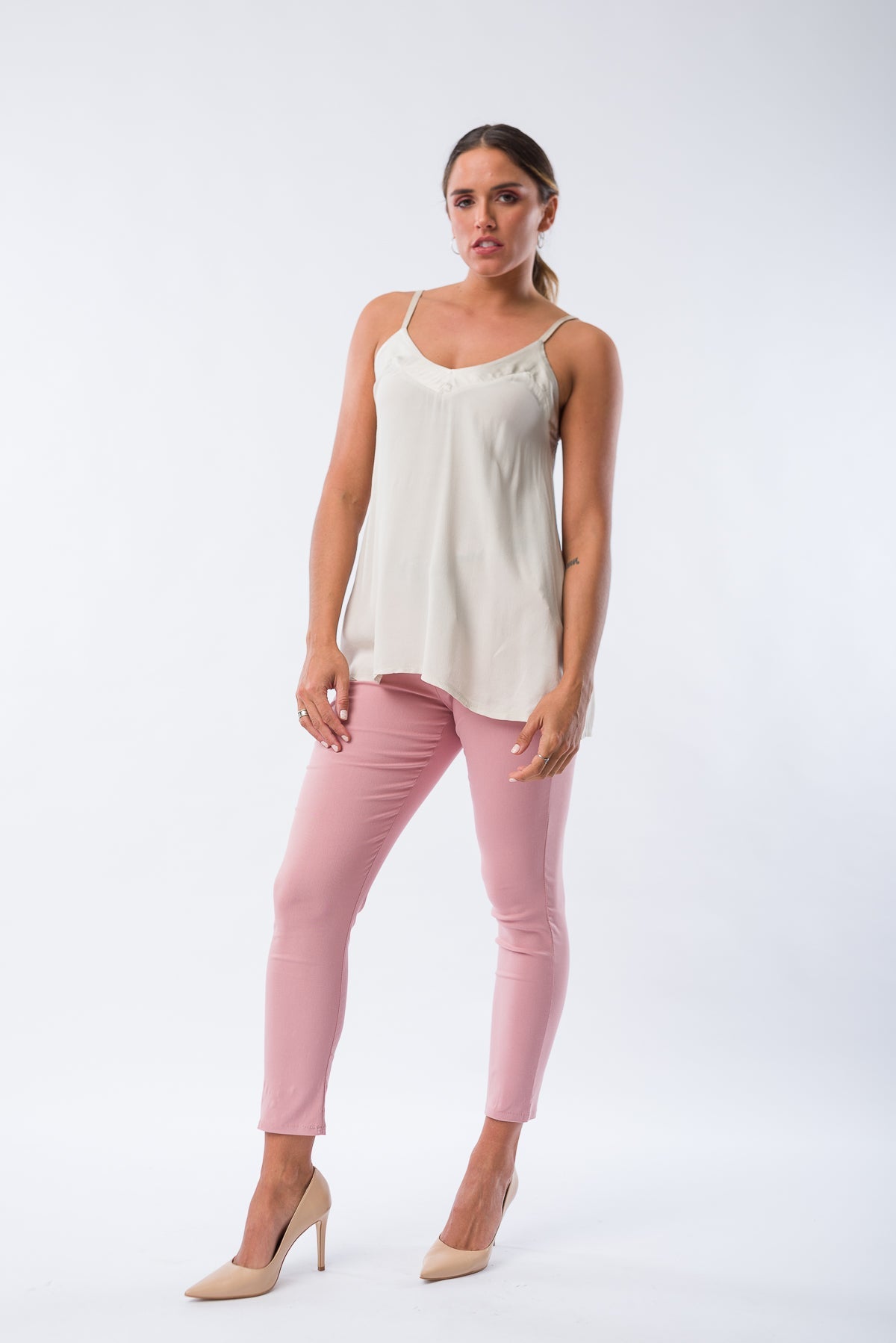 Musculosa Satén Beige - Viviana Méndez