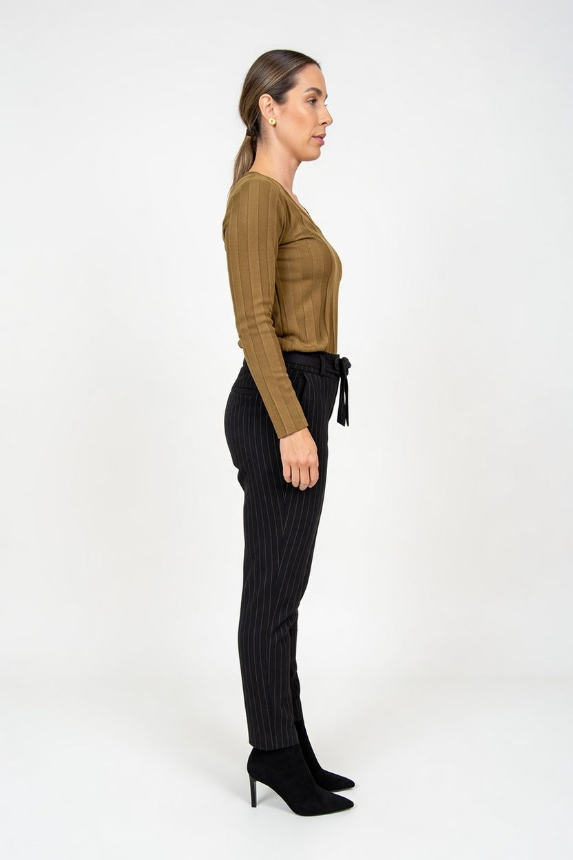 Pantalón Aline Cint Elast Negro (Rayas) - Costado