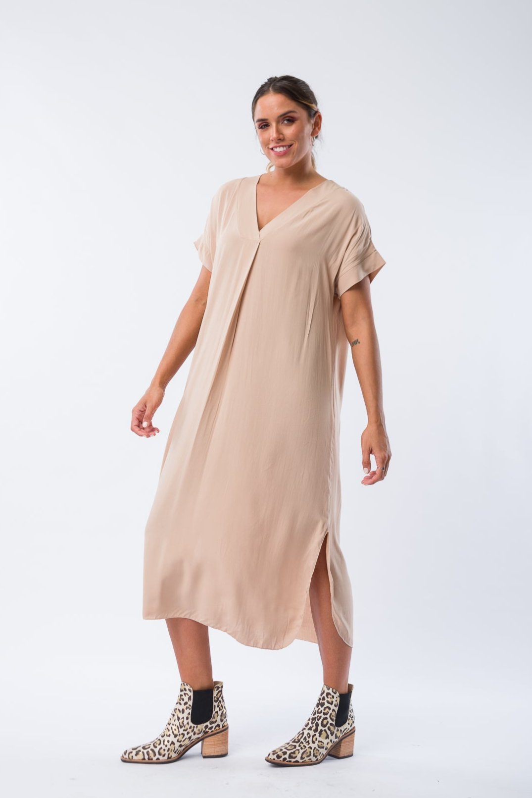 Vestido Julia Beige - Viviana Méndez