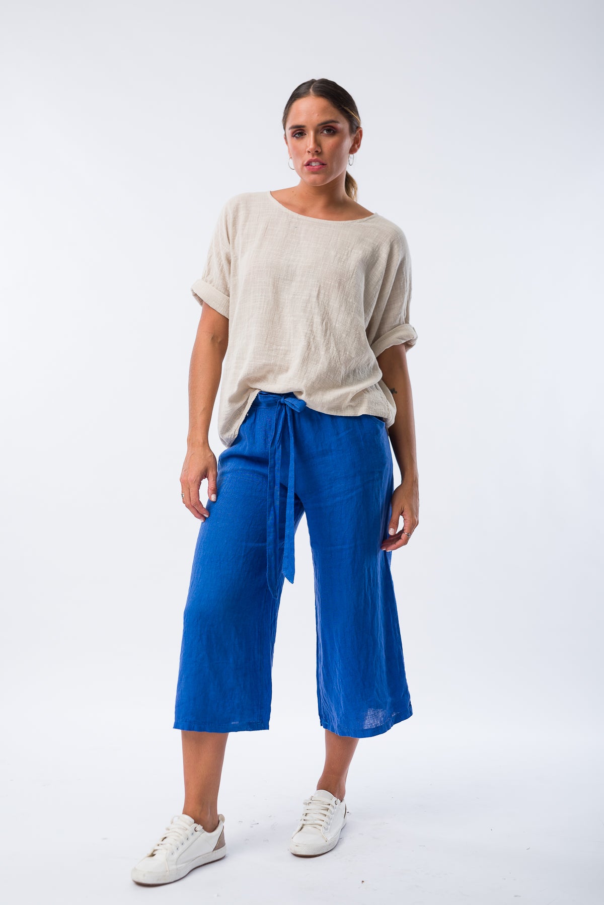 Pantalón Corto de Lino Azul