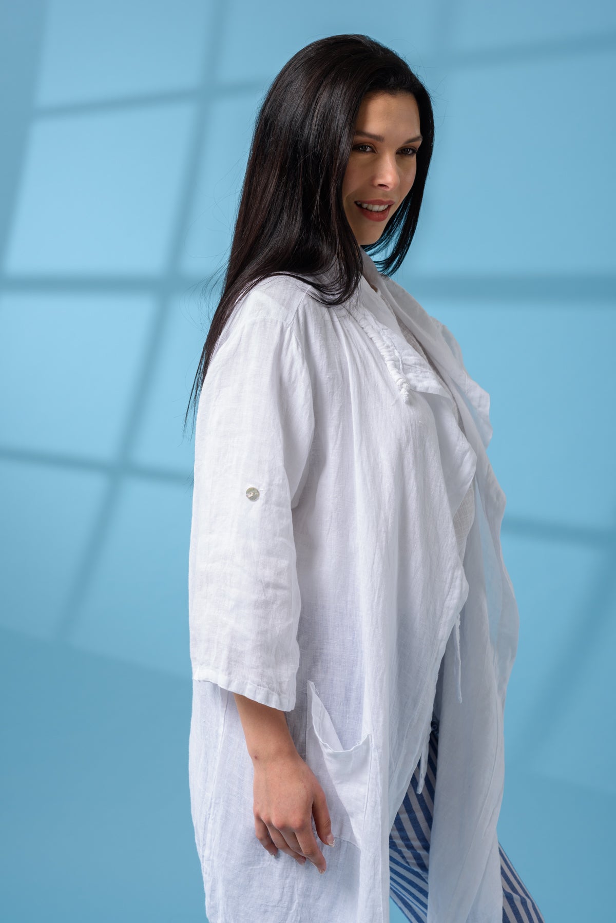 Campera de Lino Larga Blanca - Detalle de textura