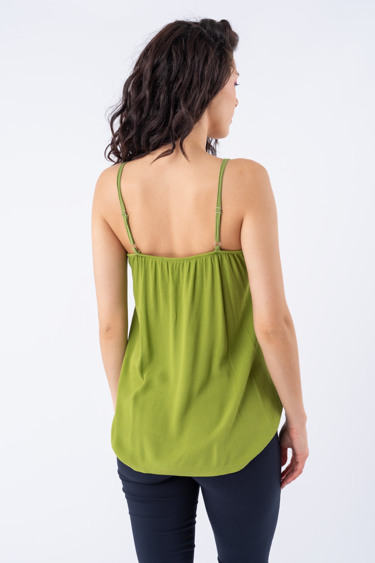 Musculosa Satén Verde | Blusas, Camisas y Remeras | Viviana Méndez - 